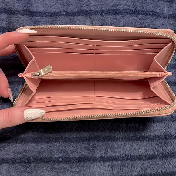 Coach Accordion Wallet - Picture 3 of 7